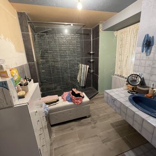 douche noir carreaux