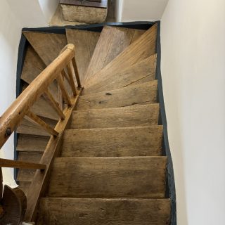 Escalier bois, rénovation maison, garde-corps bois